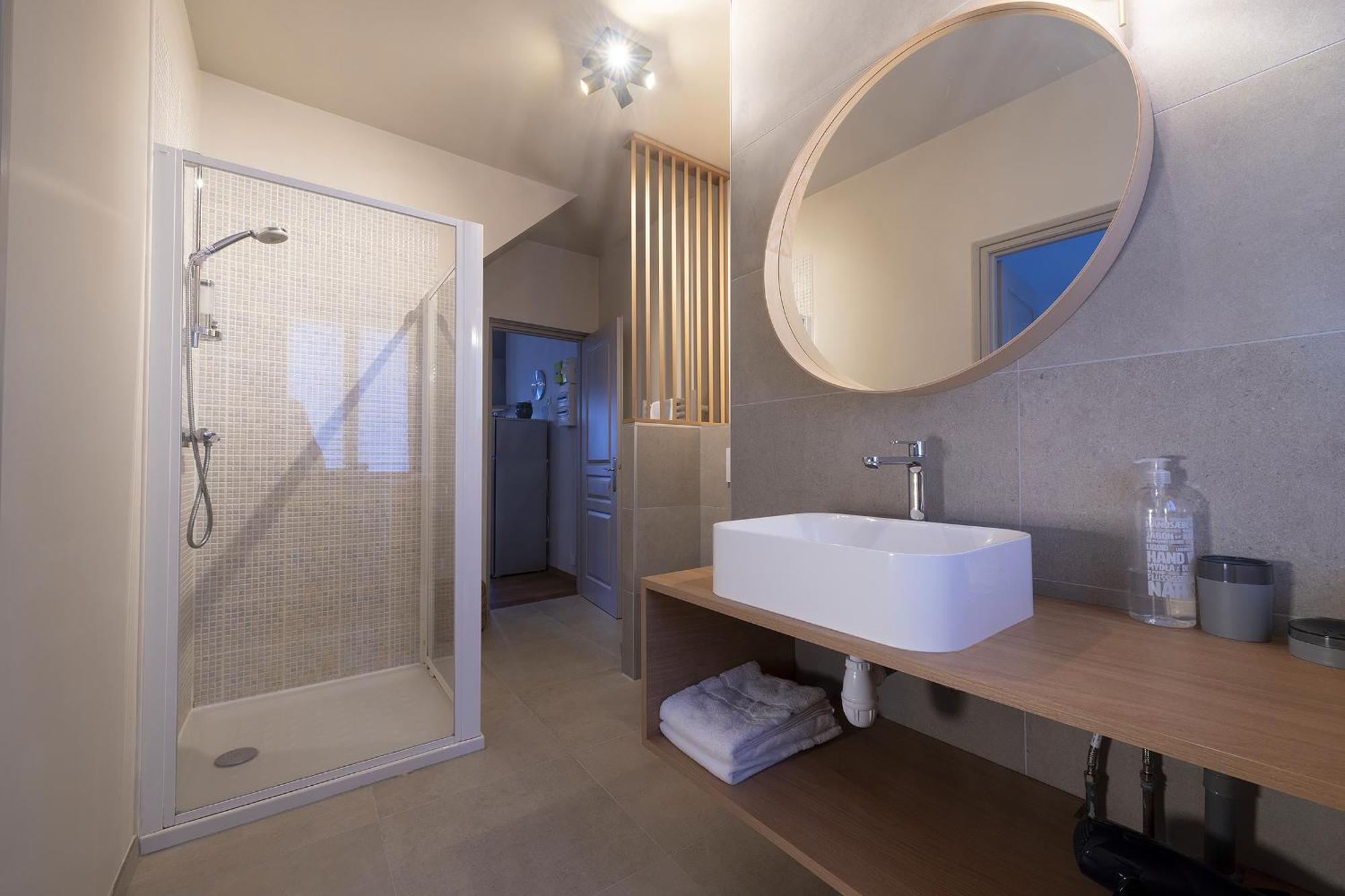 Muscat - Bel Appartement Renove Recemment - Au Pied Du Vignoble - Parking Gratuit リクヴィール エクステリア 写真